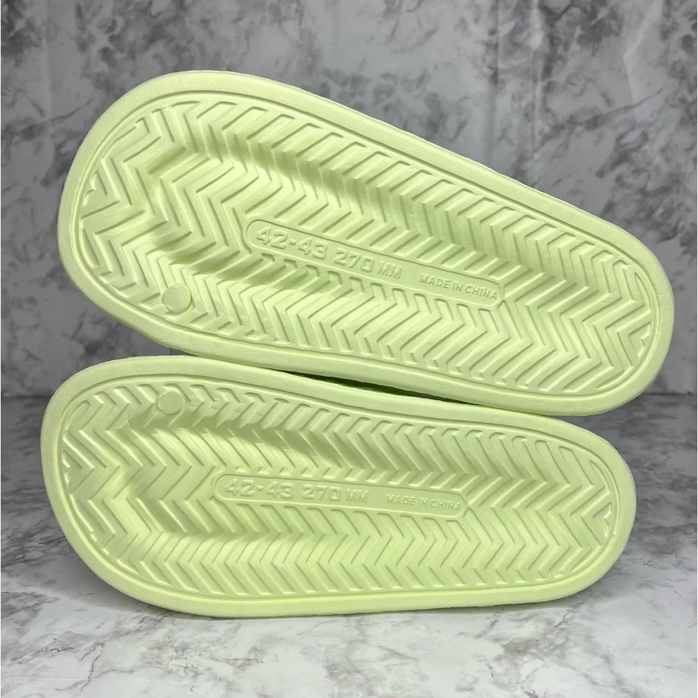 Teddy Bear Cartoon Cloud Pillow Foam Light Slip On House Slide Sandal Shoes NWOT - Picture 5 of 8